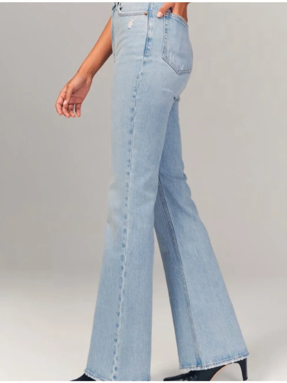 abercrombie & fitch the 70s vintage flare ultra high rise jean, Size 27/4L - Picture 3 of 12